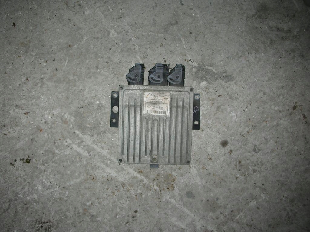 фото №1, Блок управления бортовой компьютер renault clio 2 ii 8200284277