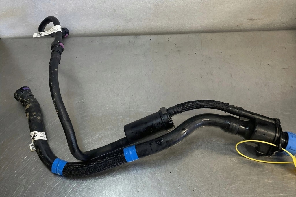 Купити Заливна горловина кришка adblue патрубок renault trafic iii iv 172b05169r