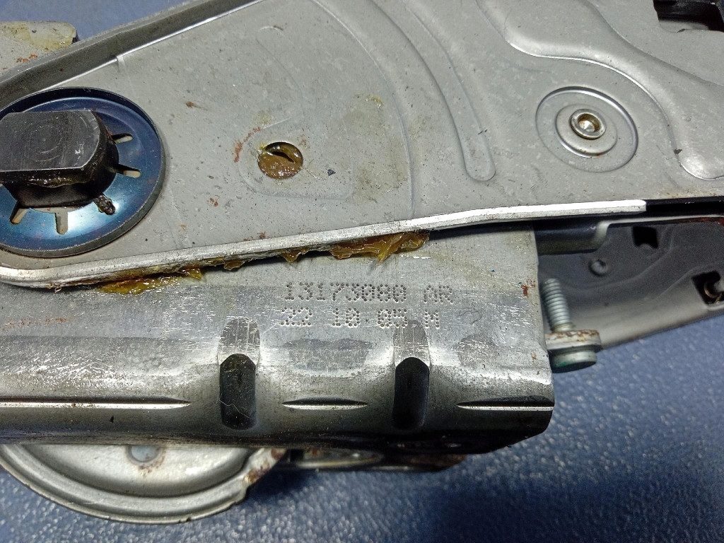 Opel zafira b рычаг тормоза ручного 13173080 Цена