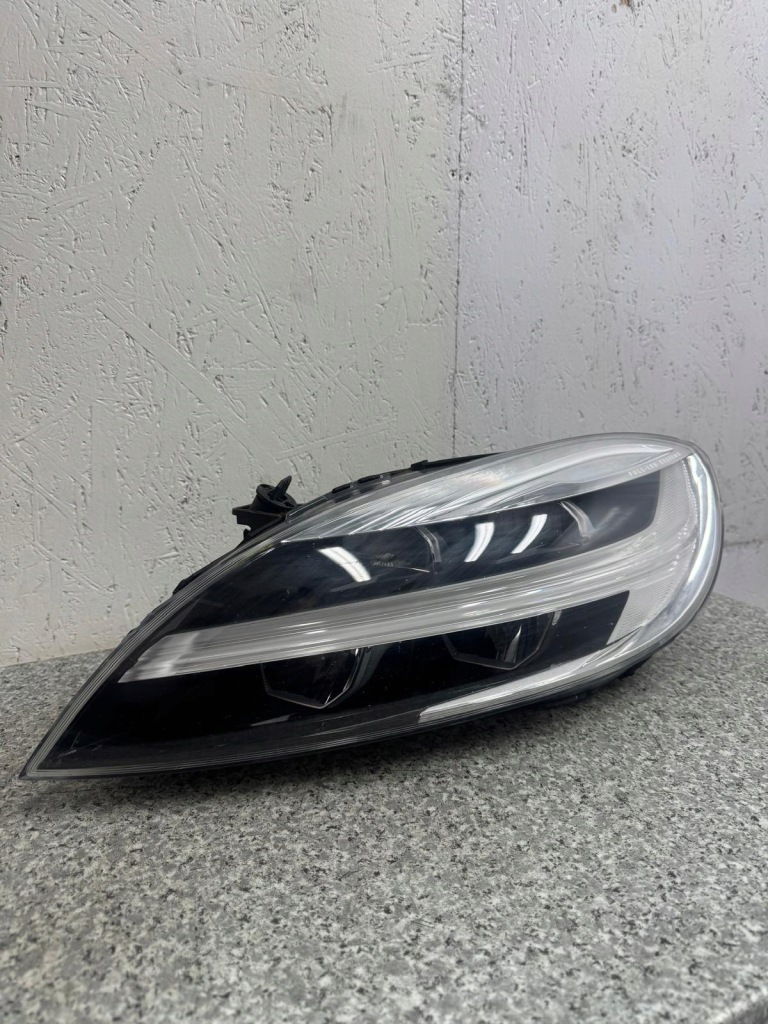 Фара лівий перед full led volvo v40 2 2012-2018r r-design 32228485 Ціна