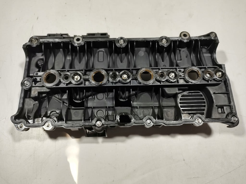 фото №7, Volvo v40 15r - кришка клапанів 31430348