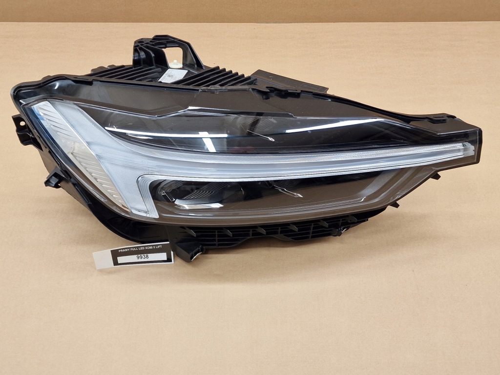 фото №1, Правая лампа full led volvo xc60 ii lift 2021-2024