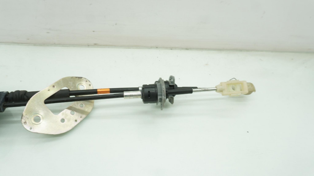 Hyundai i30 1 1.6 crdi тросы переключения передач Недорого