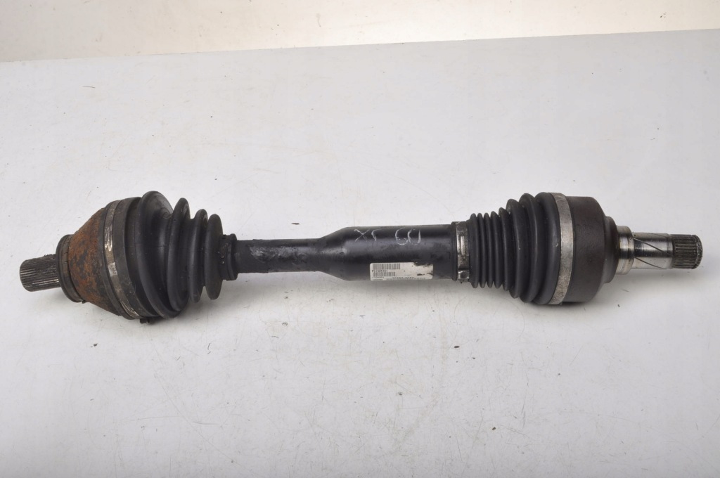 фото №1, Volvo xc60 2.4d приводной вал левая короткий 31325101