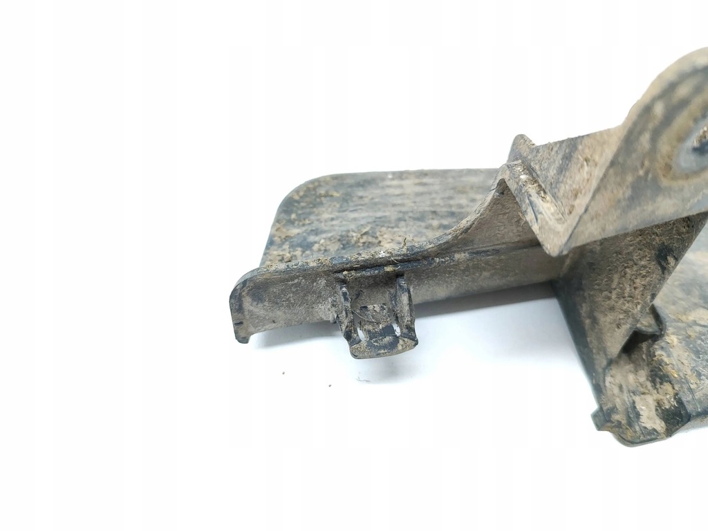 фото №5, Toyota rav 4 xa40 2018 задняя сторона левая брызговики задние