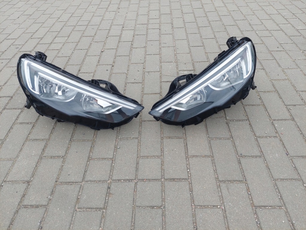 фото №1, Лампа перед правий передня led комплектна права uk 13460182 opel insignia b