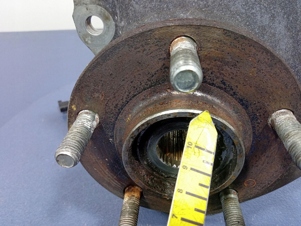 фото №5, Mitsubishi outlander iii 2.2 did поворотний кулак перед ліва передня ступиця