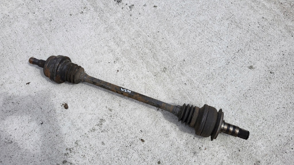 фото №1, Приводной вал левый задняя mercedes e w211 2.7cdi