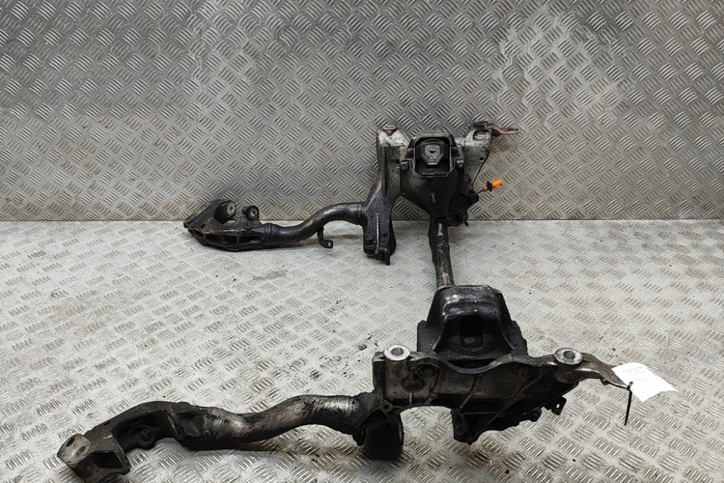 фото №6, Audi a5 sportback 8ta передняя рама вспомогательная 8k0399315g 2.0 дизель 130kw