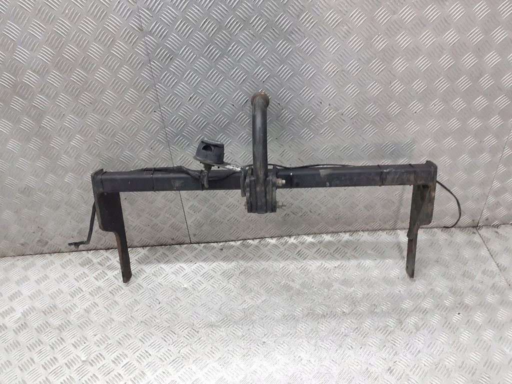 фото №1, Hak буксировочный dacia logan i 1.4