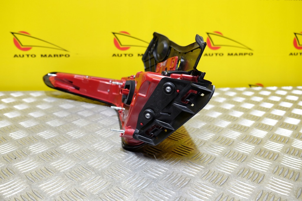 фото №12, Cadillac xt5 2020- лампа задня задня права led usa