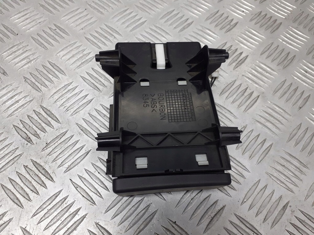 фото №7, Попільничка nissan primera p12