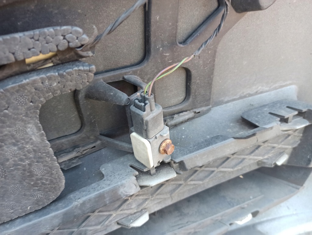 фото №15, Бампер перед jaguar xf x250 сріблястий 07-11r