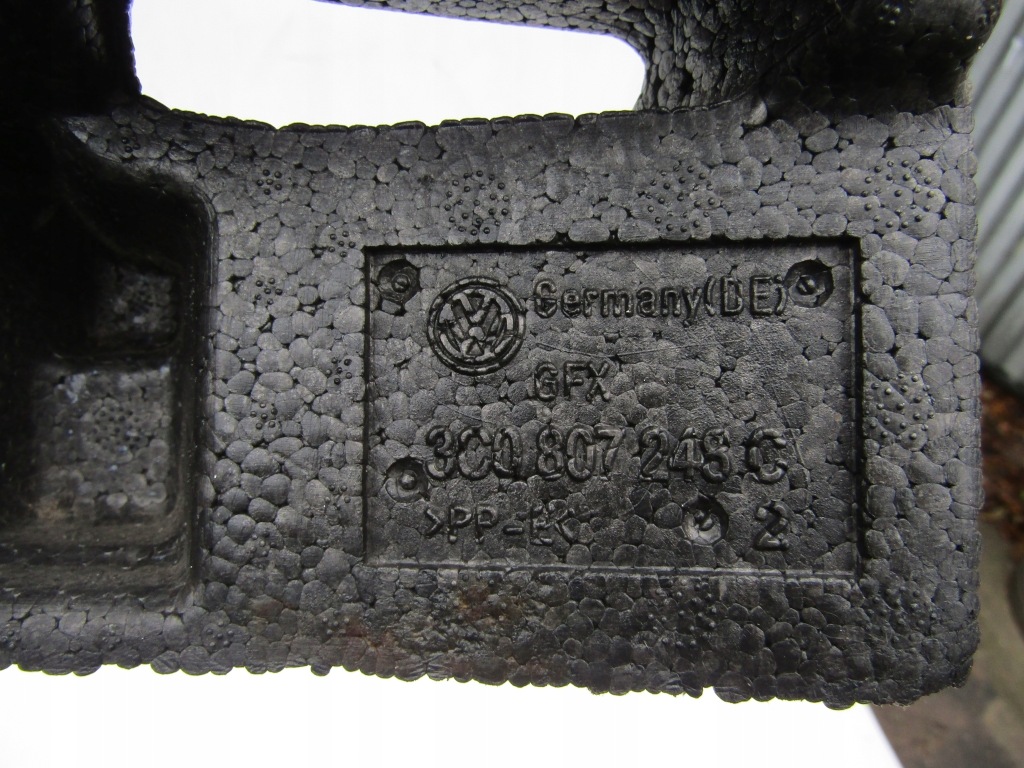 Vw passat b6 3c0 06-10 абсорбер пена бампера перед przenia 3c0807248c Недорого