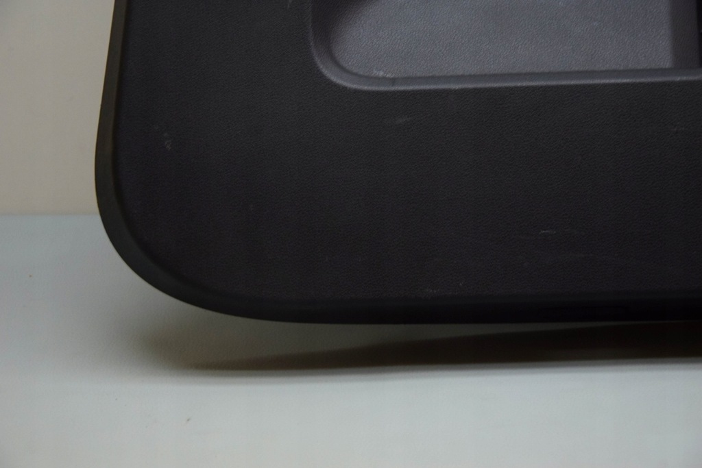 фото №12, Обшивка кришки багажника vw tiguan ad1 5na867658 2.0l дизель 140kw 2017