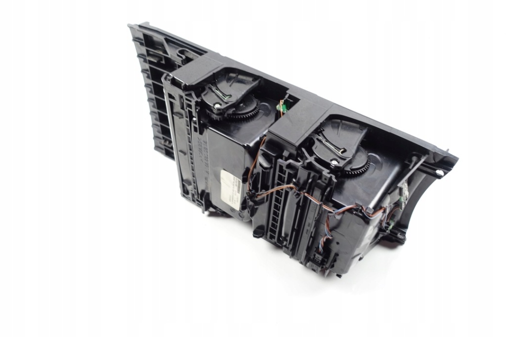 Купить Mercedes w164 ml 1646800814 бардачок бардачки подлокотник туннель среднего