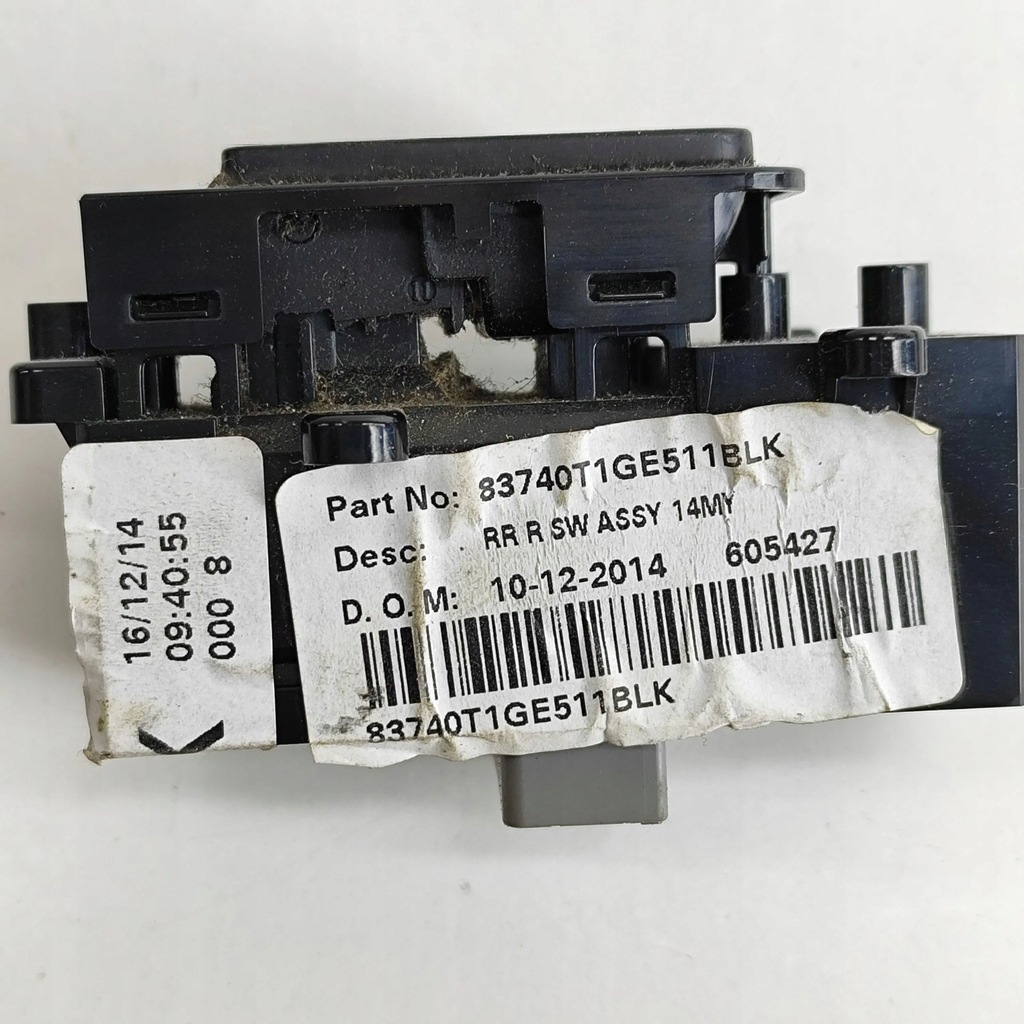 фото №8, Honda cr-v 2015 задняя сторона правая кнопки окон