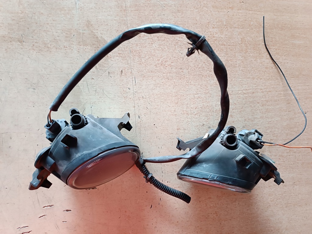 фото №9, Nissan primera p12 решётка средняя бампера перед противотуманные фары