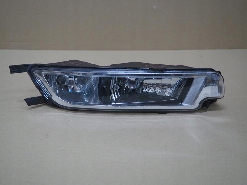 фото №1, Противотуманная фара левый vw passat b8 3g0941661e