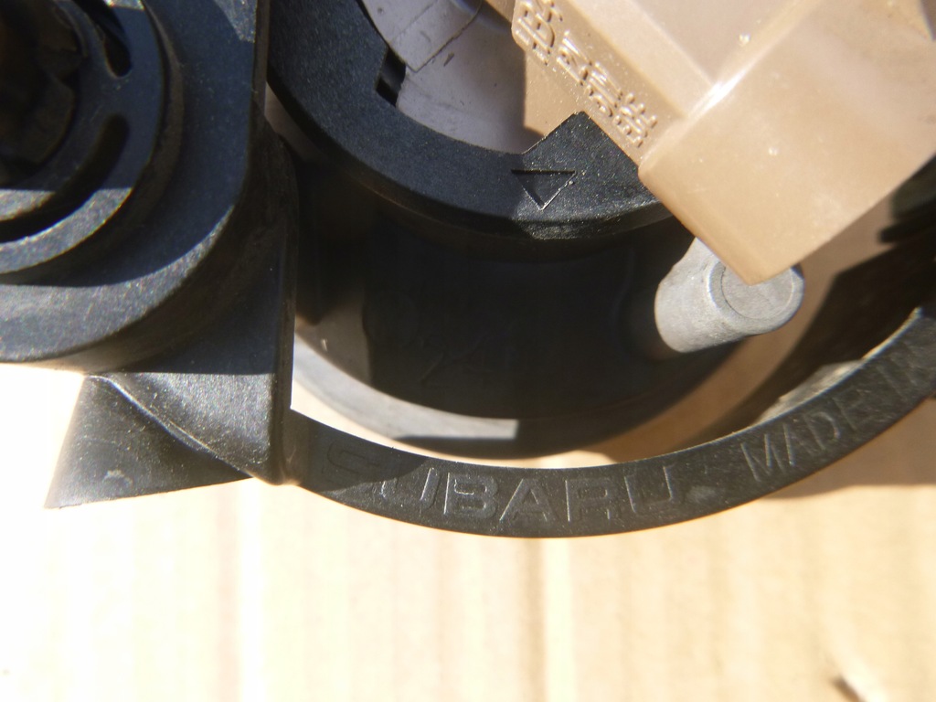 фото №4, Противотуманная фара левый subaru 84501aj030 новый оригинальный номер