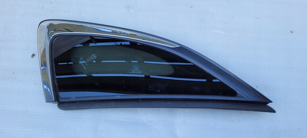 фото №1, Mazda стекло задняя боковая кузовная 43r-00123