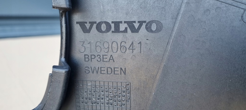 фото №13, Volvo xc90 ii r-design бампер перед оригинал b034