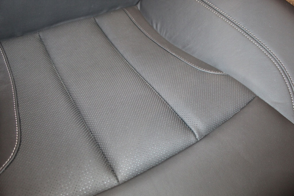 фото №11, Bmw 8 g14 обивка сиденья заднее сиденье обшивки туннель
