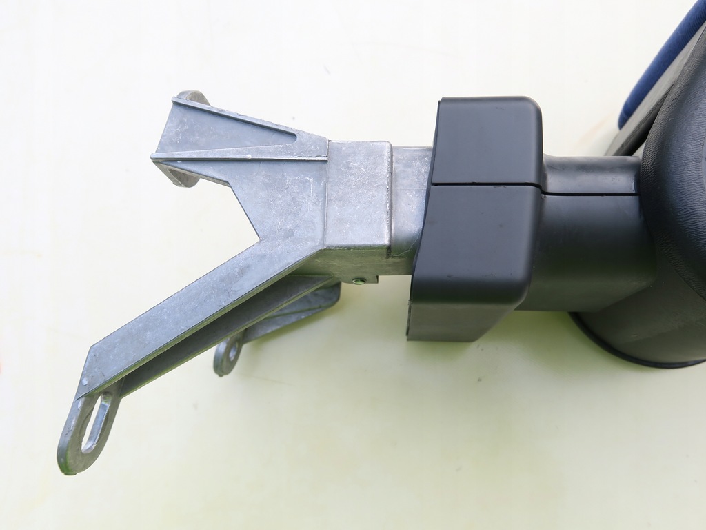 фото №8, Подлокотник szary niebieski материал audi a3 8l 96-00