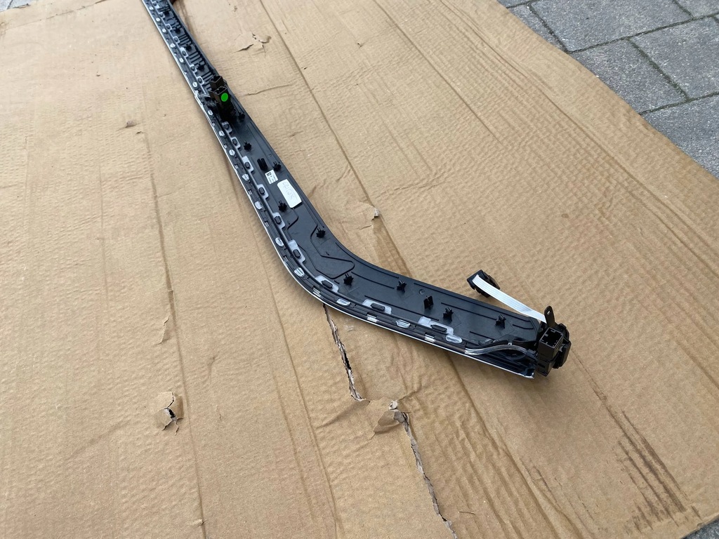 фото №13, Молдинг туннель audi a8 d5 4n1863915a