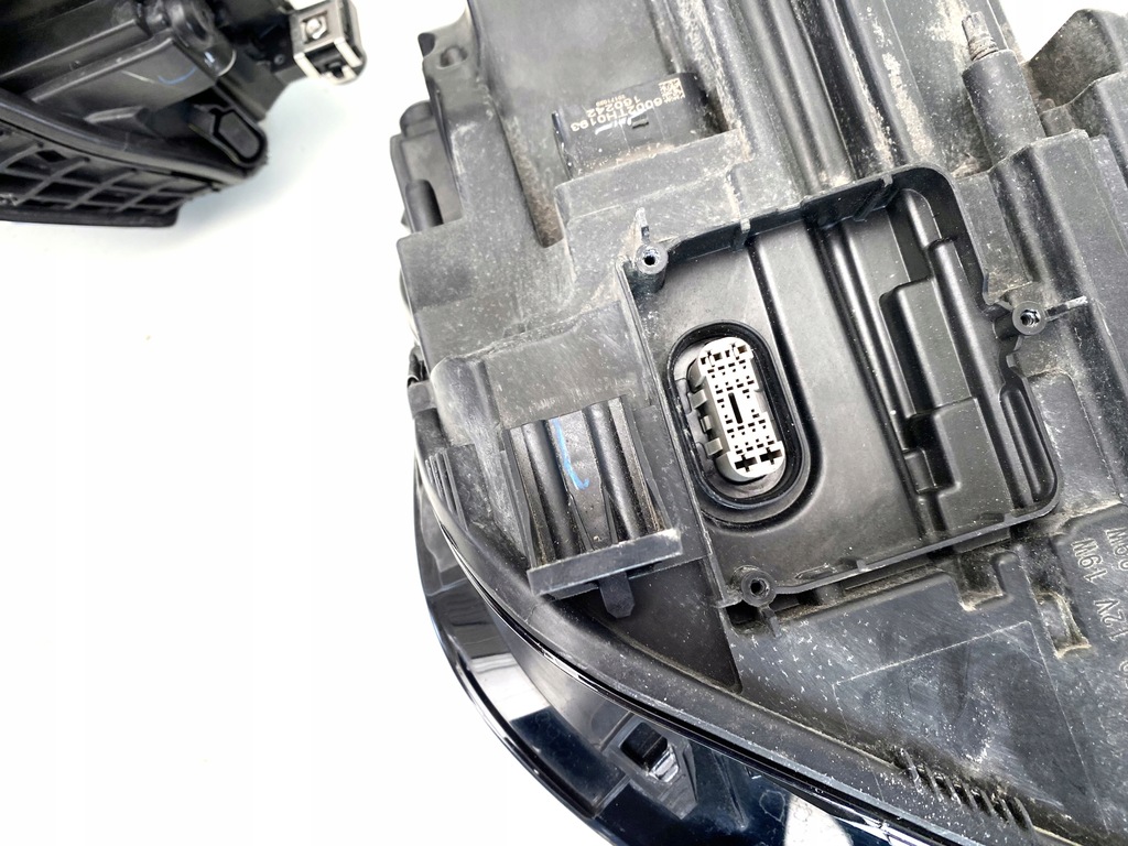 фото №12, Audi q5 80a лампа правая левая full led matrix 80a941035 80a941036