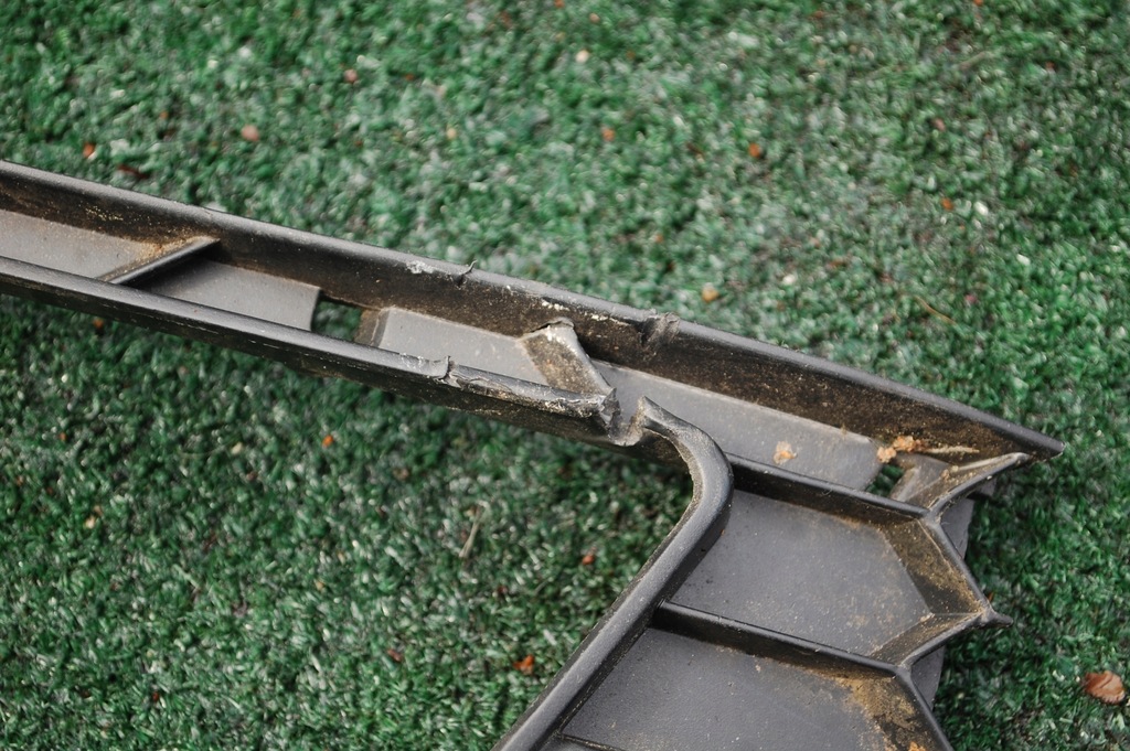 фото №4, Skoda rapid решітка права бампера заглушка решітка радіатора