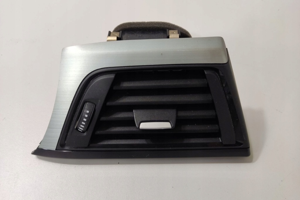 фото №16, Комплект молдинг внутренних bmw 3 f30, f80 9231218 3.0l дизель 2016