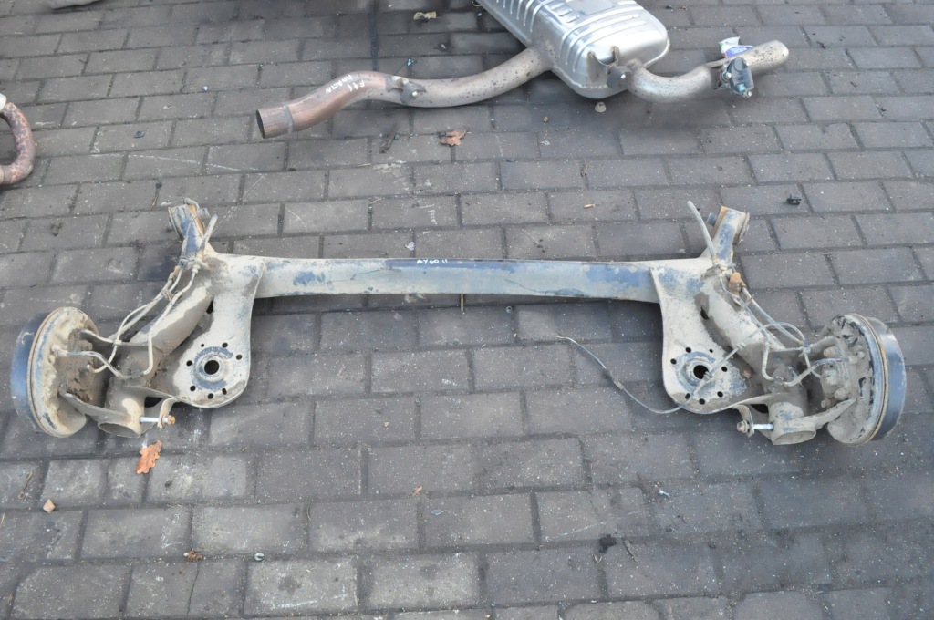 фото №1, Toyota aygo ii подвеска балка задняя тормозные барабаны