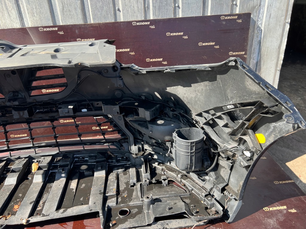 фото №9, Бампер передний renault espace v 4 pdc lakier-tegne