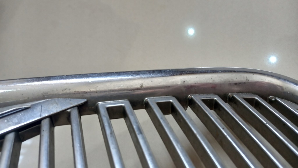 фото №8, Решітка радіатора решітка радіатора передній volvo v70 04-07 lift