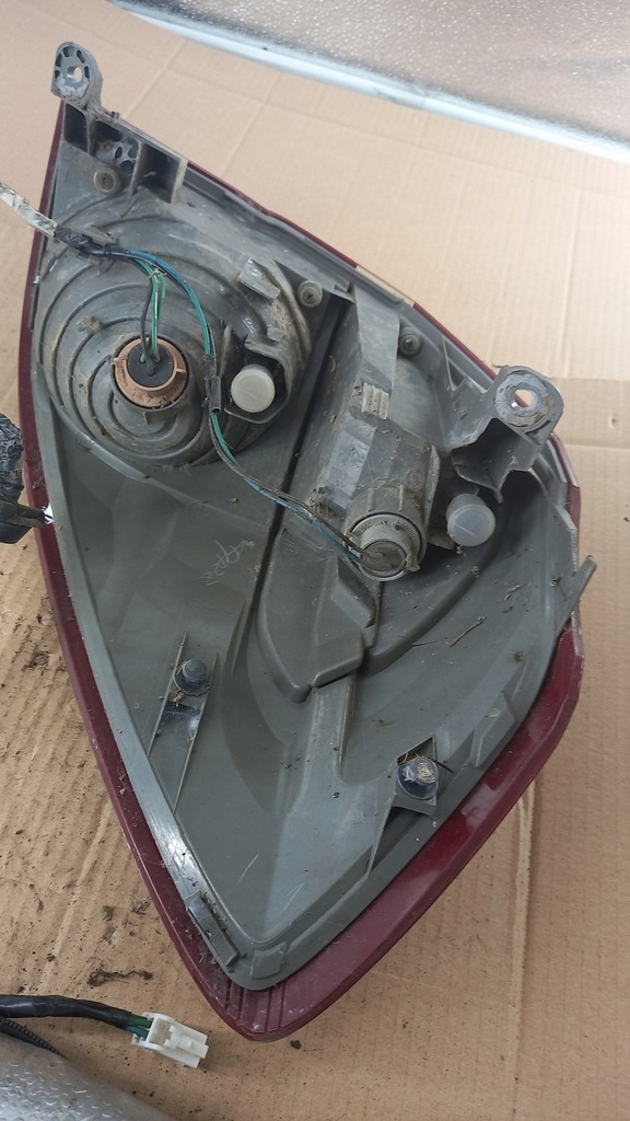 фото №6, Лампа ліва задня subaru legacy iv 03-09r 2.0d