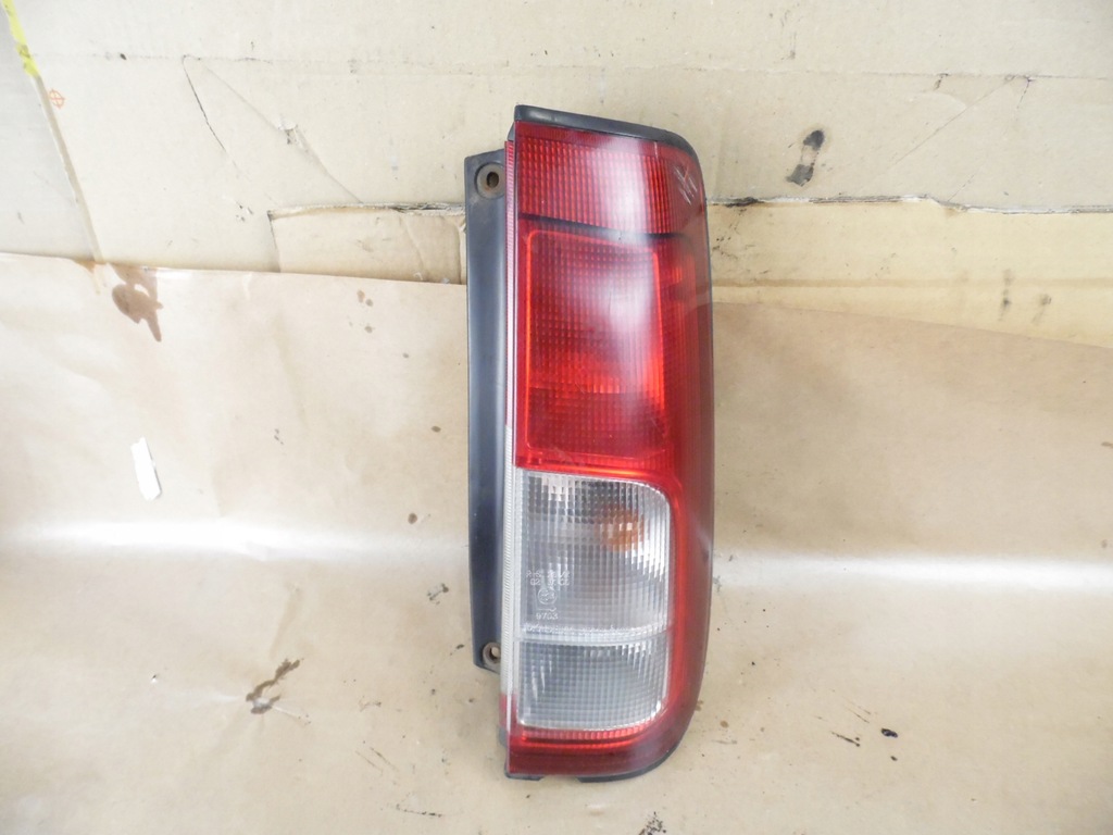 фото №1, Suzuki ignis i лампа задняя правая