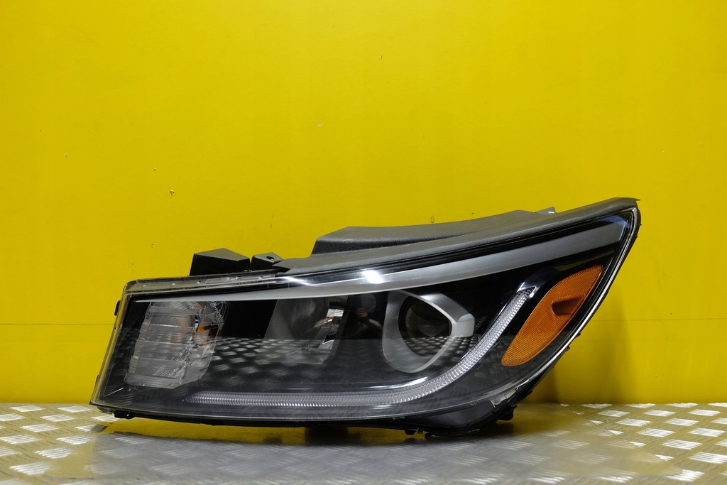 фото №1, Kia carnival sedona 2018 фара лампа led usa