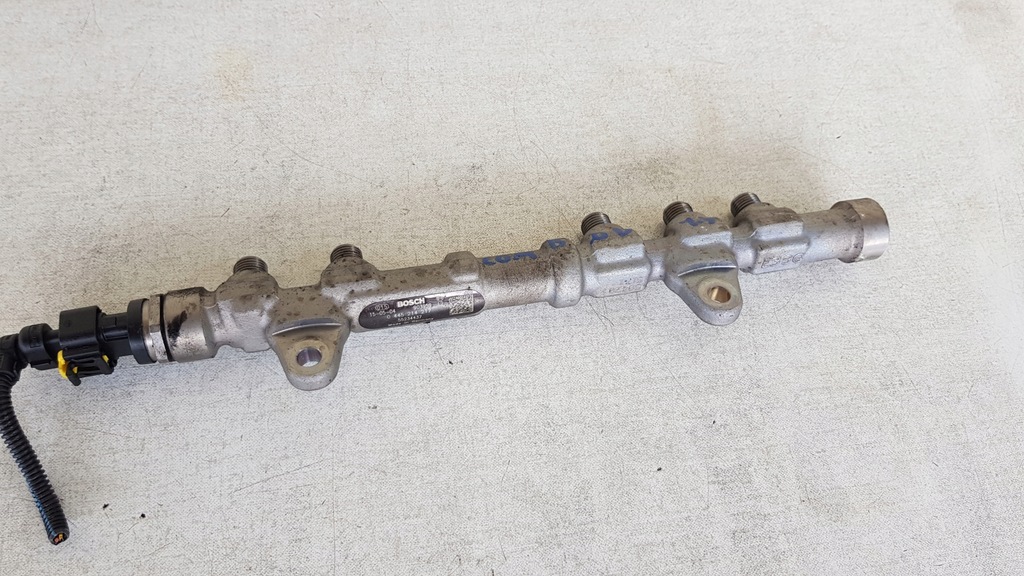 фото №1, Молдинг упорскування opel combo d 1.3 cdti