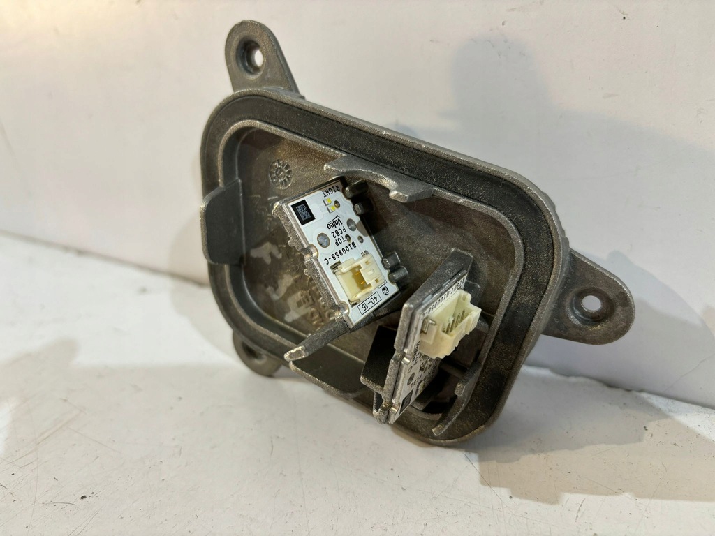 фото №2, Bmw 3 gt f34 - модуль led oe: 90102163 r - 14130