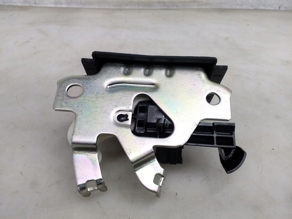 фото №5, Skoda karoq 2019 замок крышки задний / багажника