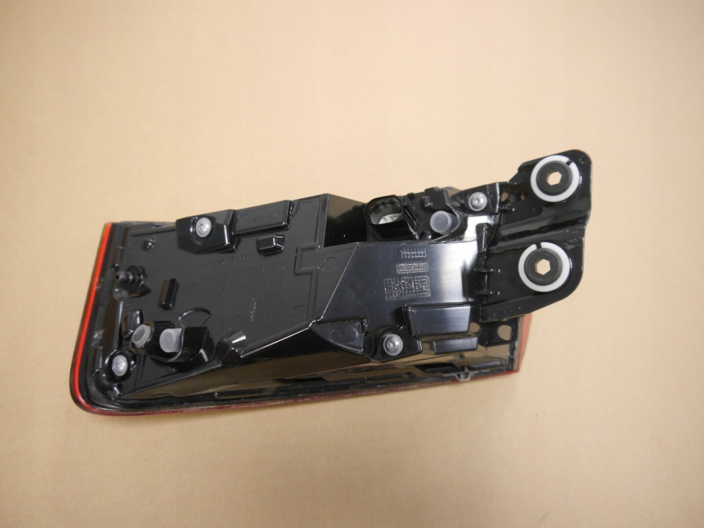 фото №3, Audi a5 8w лампа задняя led 8w6945091j