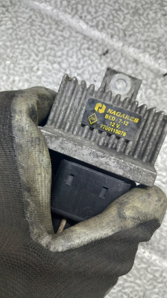 фото №2, Резистор вентилятор volvo v40 01r 7700115078