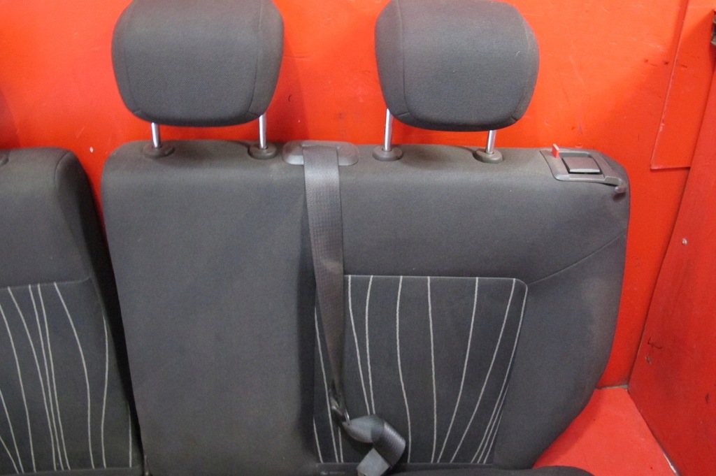 фото №8, Opel corsa d s07 сиденье левый правый заднее сиденье сиденья сиденья 5d 5-дверь