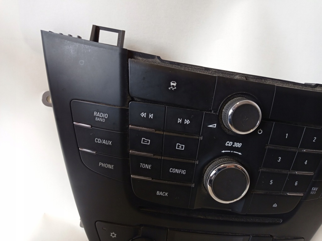 фото №3, Панель кондиционера радио cd insignia 13273095