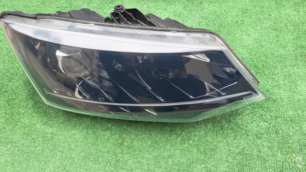 фото №1, Skoda fabia 3 iii 6v1 линза+ led лампа передняя