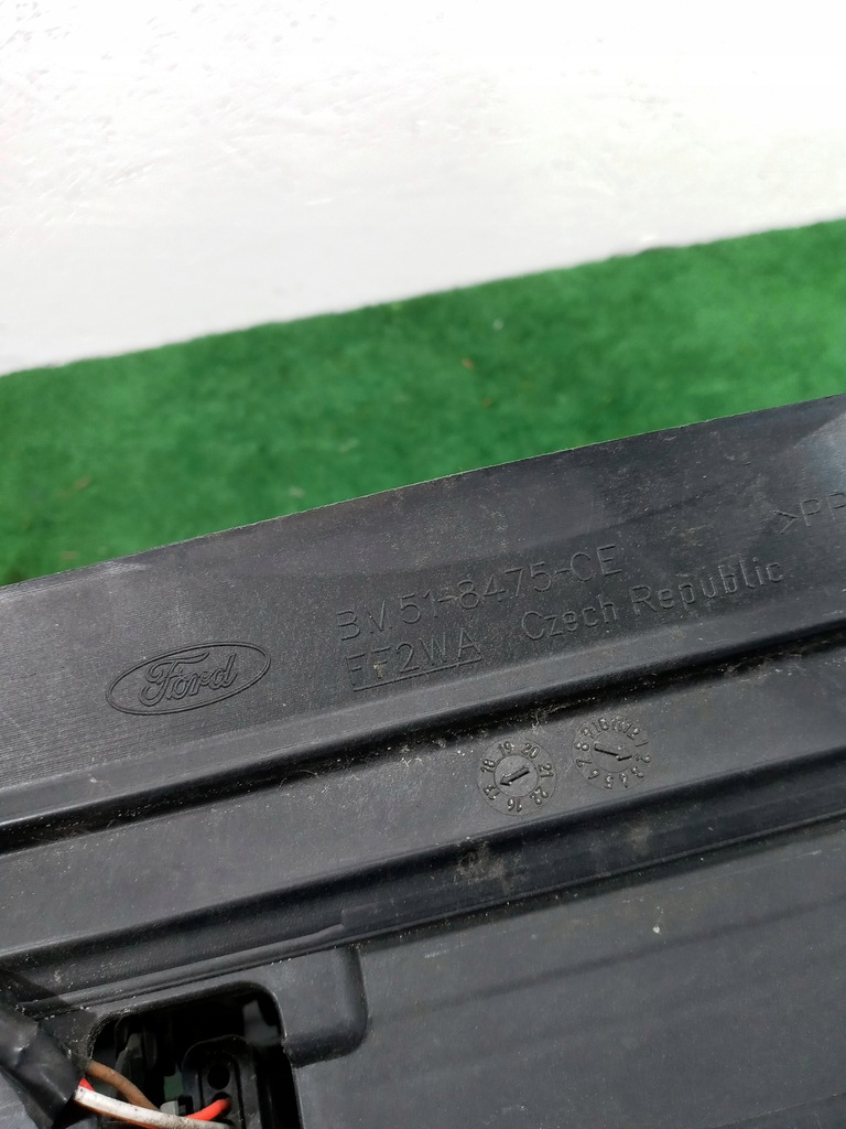 фото №14, Ford focus mk3 mk 3 iii воздуховод воздуха впуск шторка перед