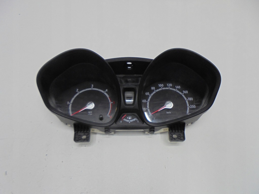 фото №1, Ford fiesta mk7 1,4 tdci счетчик приборы 08-12