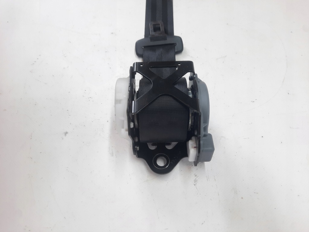 фото №3, Pas безпеки задня задній audi a1 8x