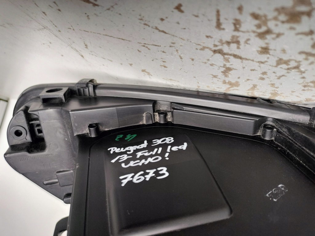 фото №8, Лампа ліва фара peugeot 308 13- full led